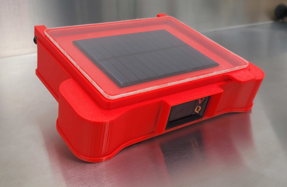 Chronos Solar Cleaning Meter